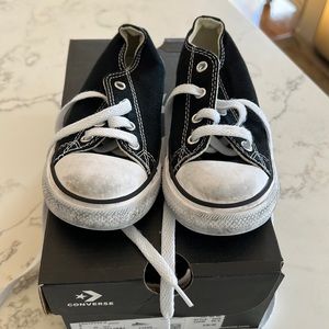 Toddler Black Converse size 9